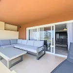 Parque Marbella 16C Magnificent 4 Bedroom Apartm